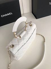 Chanel Circular Handle Flap Bag White - AS1358 - 24x15x6cm - 6