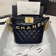  Chanel Small Boy Calfskin Bucket Bag- AS2091 -20x18x10cm - 1