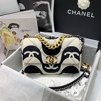 Chanel 19 CC Fabric Bag - AS1161 - 26 x 16 x 9 cm