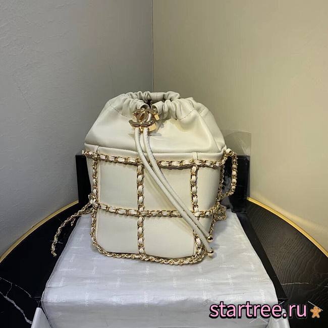 Chanel Lambskin Drawstring White Bag- AS2252 - 15x20x15cm - 1