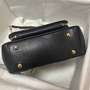 Chanel Mini Flap Bag Black Gold-Tone Metal - A93749 - 19x7x14cm - 3