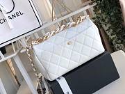 Chanel Flap In White Quilted Lambskin Leather - 16x24x6cm - 3