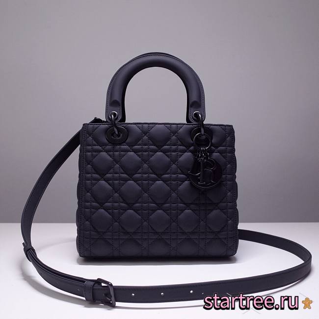 Dior Lady Medium Black- M0565S - 24 x 20 x 11 cm - 1