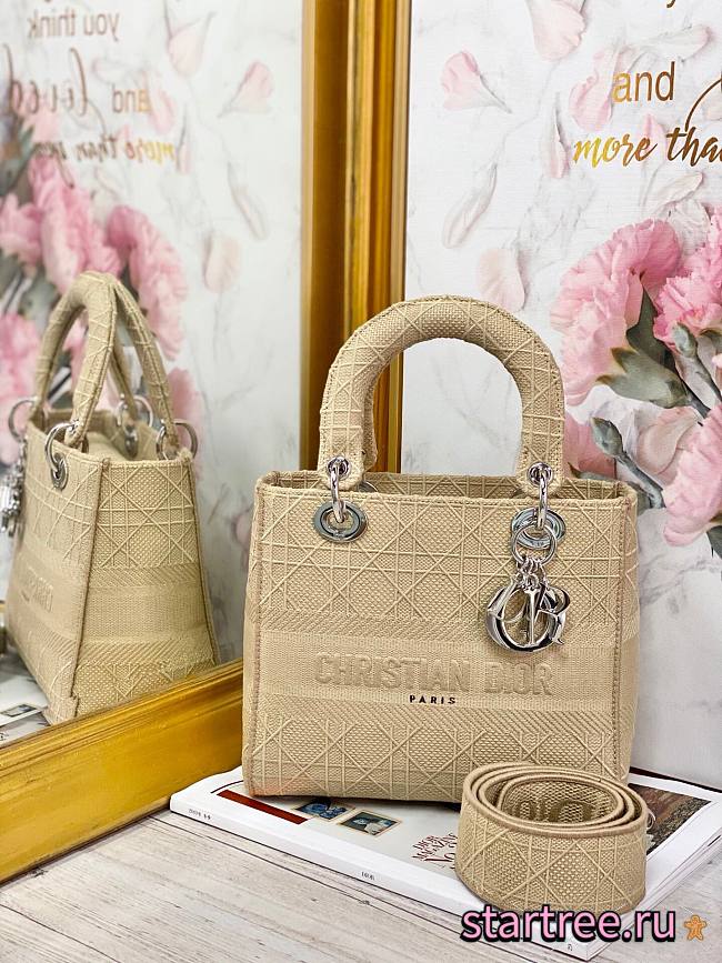 Dior Lady D-Lite Beige- M0565J - 24 x 20 x 11 cm - 1