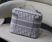 Dior Travel Vanity Case Gray Dior Oblique Embroidery - S5480V - 24 cm x 17 cm x 13.5 cm - 6