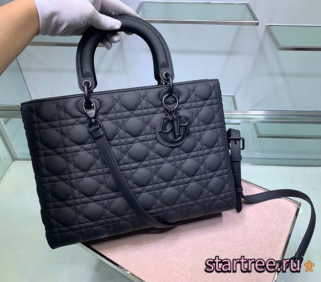 Dior Lady Large Black Ultramatte Bag - M0566I - 32 x 25 x 11 cm - 1