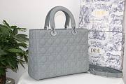 Dior Lady Large Gray Ultramatte Bag - M0566I - 32 x 25 x 11 cm - 5