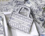  Dior Book Tote Mini Gray Dior Oblique Embroidery - S5475Z - 23x17x7cm - 1
