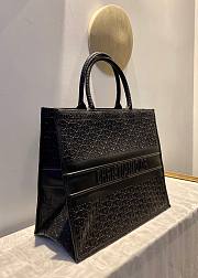 Christian Dior| Book Tote Black Dior Oblique Embossed Calfskin - M1286Z - 41cm - 2