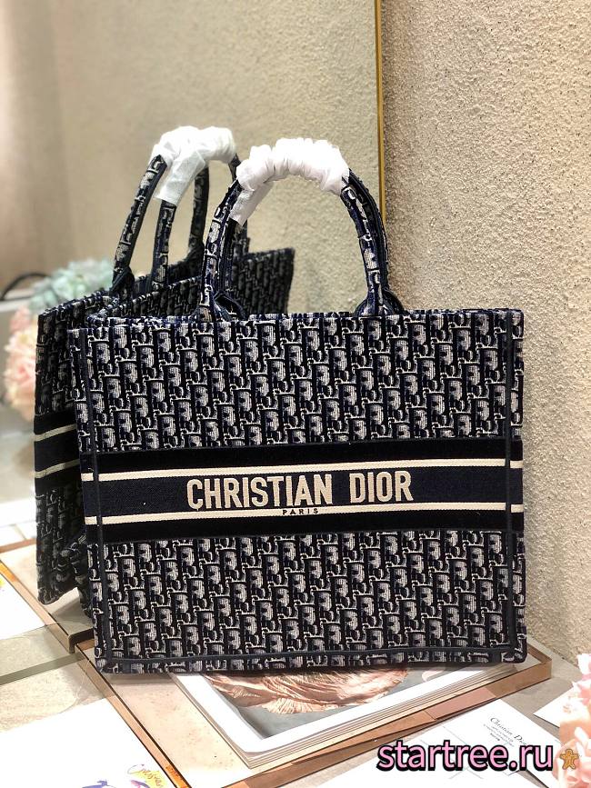 Christian Dior| Book Tote Blue Oblique Embroidery - M1286Z - 41cm - 1