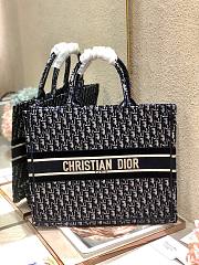 Christian Dior| Book Tote Blue Oblique Embroidery - M1286Z - 41cm - 1