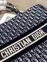 Christian Dior| Book Tote Blue Oblique Embroidery - M1286Z - 41cm - 5