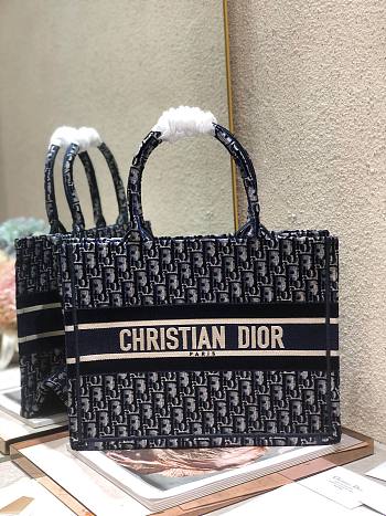Christian Dior| Book Tote Blue Oblique Embroidery - M1296Z - 36cm