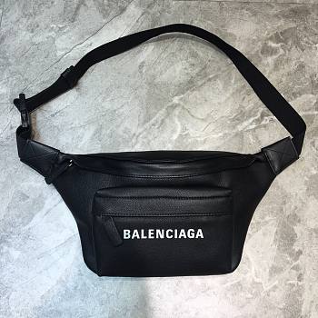 Balenciaga| Everyday Beltpack in Black - 24x18x4cm