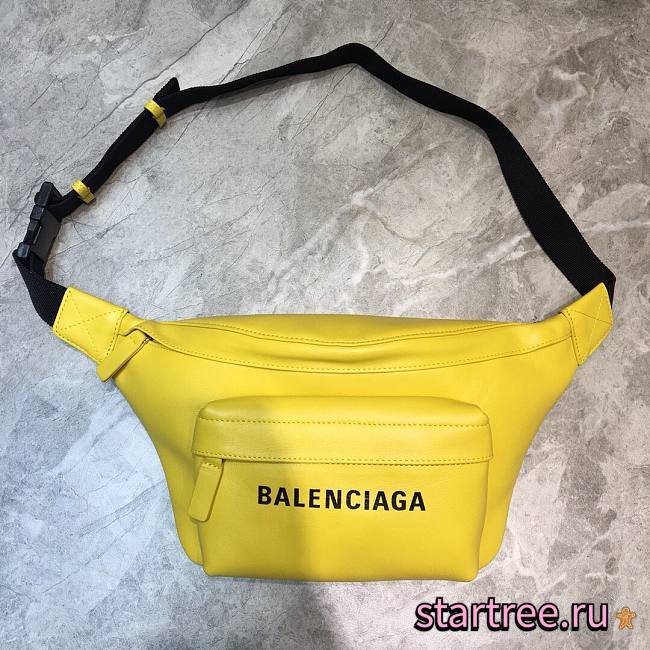 Balenciaga| Everyday Beltpack in Yellow - 24x18x4cm - 1