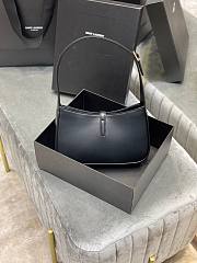 YSL | Le 5 À 7 Hobo Bag In Smooth Leather Black - 4
