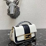  Fendi| Baguette Chain Black And White Nappa Leather Bag- 8BS045 - 19×5×10cm - 2