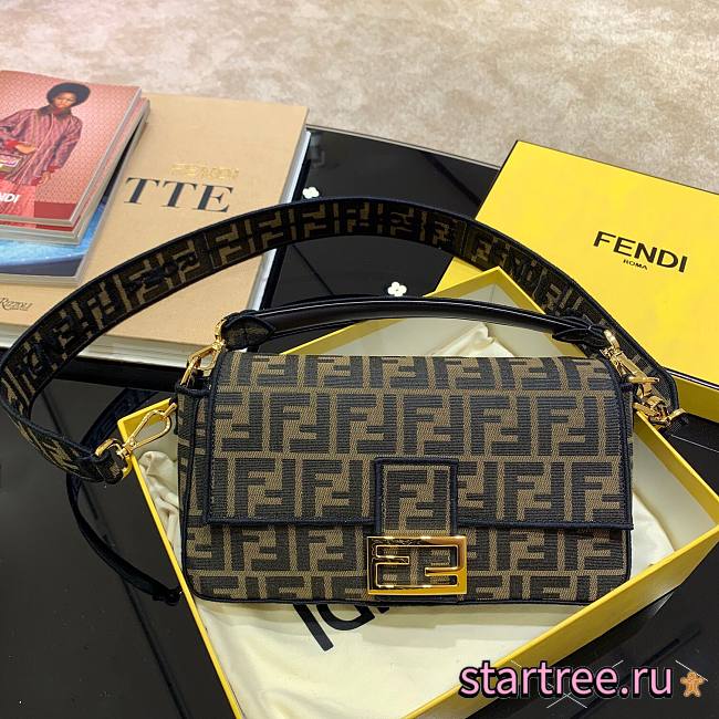 Fendi| Baguette Brown Fabric Bag- 8BR600 - 26x13x6cm - 1