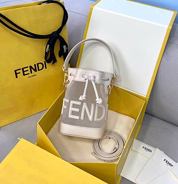 Fendi| Mon Tresor Beige Leather Mesh Mini-bag- 8BS010 - 12×10×19cm