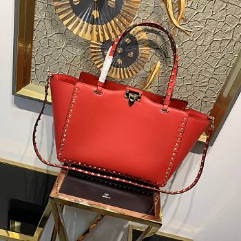 Valentino |Medium Calfskin Leather Rockstud Red Bag - 33×14×26cm