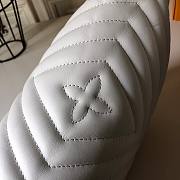 Louis Vuitton | New Wave White Bumbag - M53750 - 37x14x13cm - 6