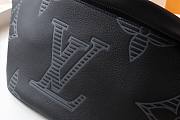 Louis Vuitton | Discovery Bumbag Taurillon Shadow - M57289 - 47x20x9cm - 3