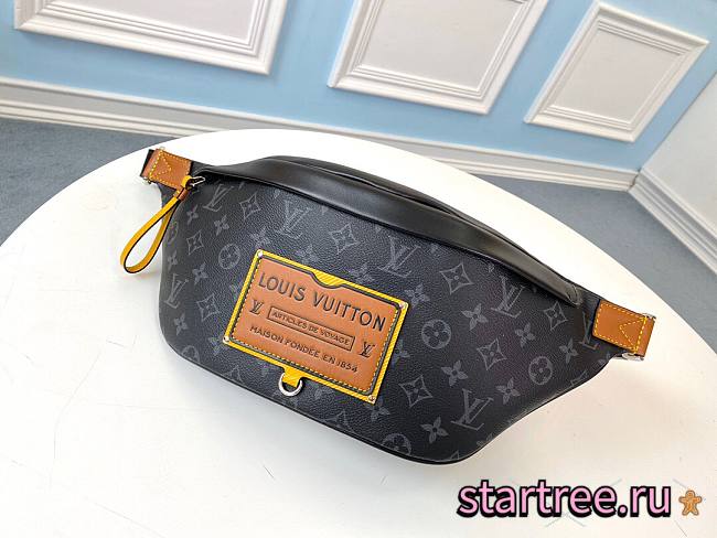 Louis Vuitton | Discovery Bumbag - M45220 - 37 x 14 x 13 cm - 1