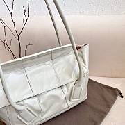 Bottega Veneta | Arco White - 666874 - 33cmx27cmx14cm - 5