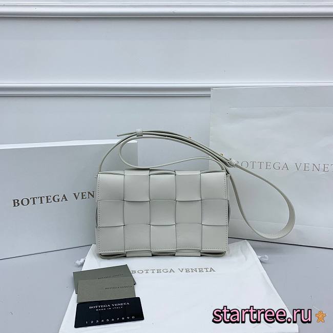 Bottega Veneta | CASSETTE White - 578004 - 23cmx15cmx6cm - 1