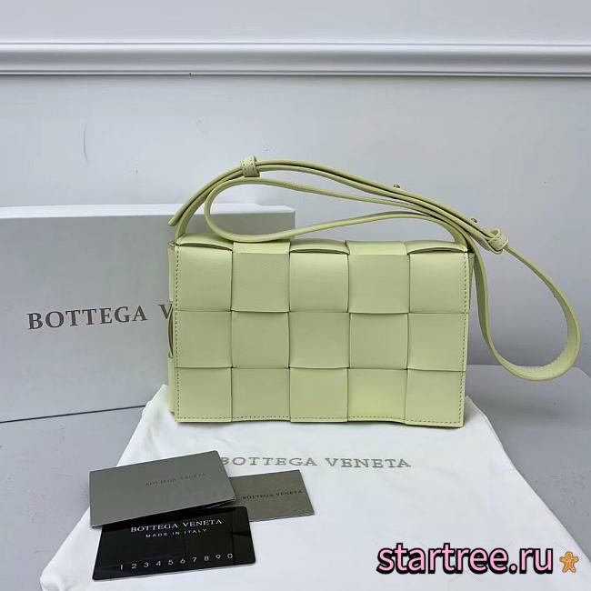 Bottega Veneta | CASSETTE Seagrass - 578004 - 23cmx15cmx6cm - 1