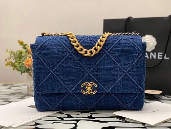 Chanel | Denim Maxi 19 Flap Bag - AS1160 - 30cm