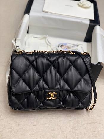 Chanel | Large Calfskin Bubbly Flap Bag Black - AS2234 - 29.5x20x12.5cm