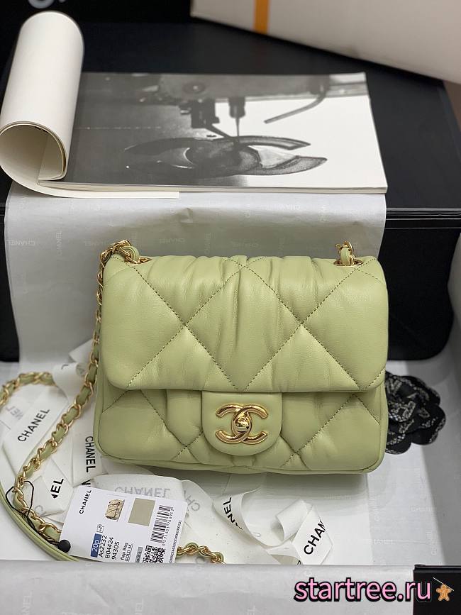 Chanel | Calfskin Bubbly Flap Bag - AS2232 - 19x14.5x8.5cm - 1
