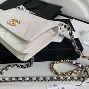 Chanel | 19 Woc Wallet On Chain White- AP0957 - 19cm - 6