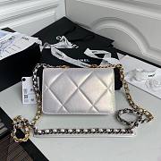 Chanel | 19 Woc Wallet On Chain White- AP0957 - 19cm - 5