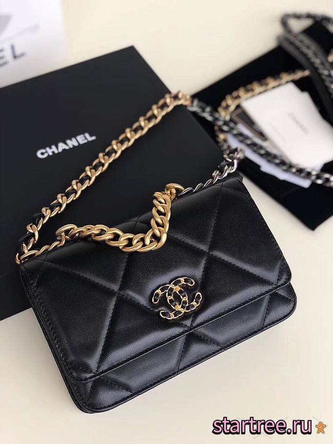 Chanel | 19 Classic Leather Chain Wallet Black - AP0957 - 19x11.5x7cm - 1