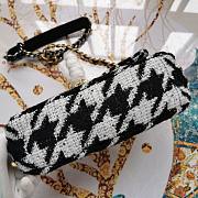 Chanel | 19  Flap Bag in Houndstooth Tweed - 26cm - 4