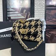 Chanel | 19  Flap Bag in Houndstooth Tweed Brown - 26x9x16cm - 2