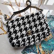 Chanel | 19  Flap Bag in Houndstooth Tweed - 36cm - 6