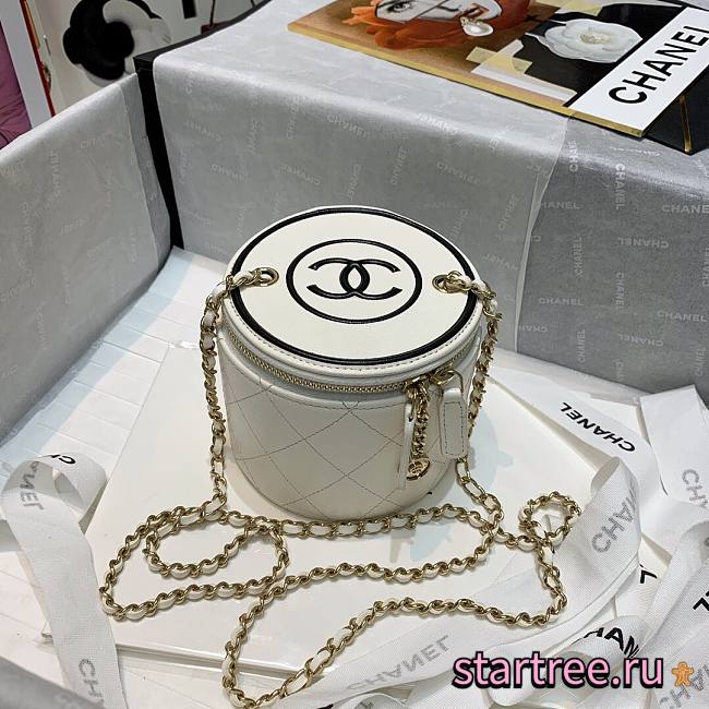 CHANEL | Small Vanity With Chain White - AP2193 - 9 × 10 × 10 cm - 1