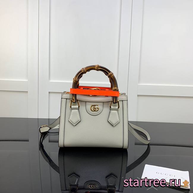 Gucci | Diana Mini White Tote Bag - 655661 - 20x16x10cm - 1