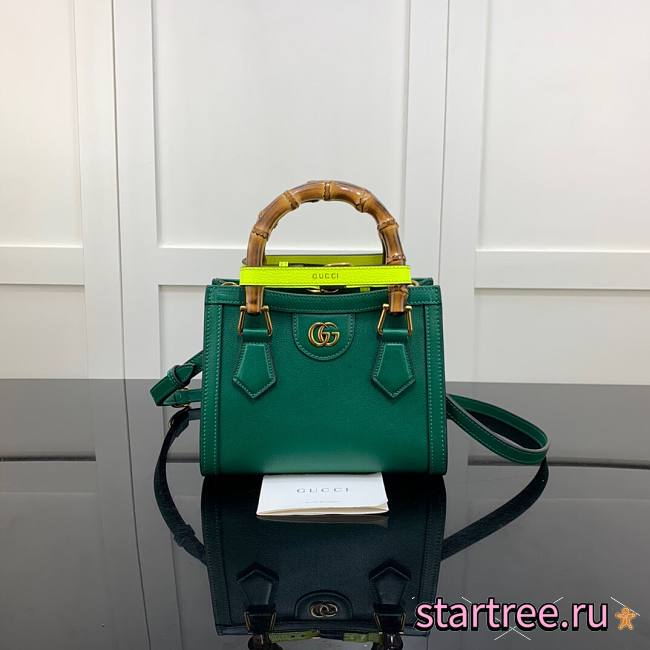 Gucci | Diana Mini Emerald Green Tote Bag - 655661 - 20x16x10cm - 1