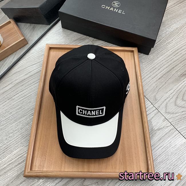 CHANEL | Hat With Logo Black - 1