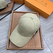 Louis Vuitton | Beige Hat - 6