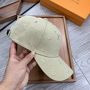 Louis Vuitton | Beige Hat - 5