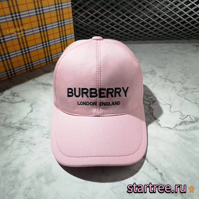BURBERRY | Pink Hat - 1