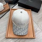 DIOR | White/ Oblique Hat - 1