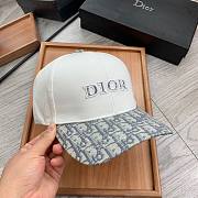 DIOR | White/ Oblique Hat - 4