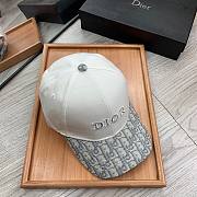 DIOR | White/ Oblique Hat - 2