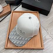 DIOR | White/ Oblique Hat - 3